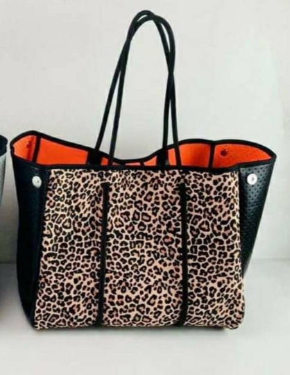 Neoprene Pink Leopard Tote – Shop Texas Boutique